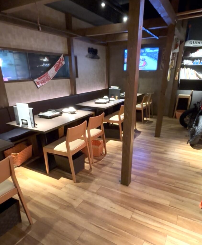 もつ二郎 桜町店　店内雰囲気