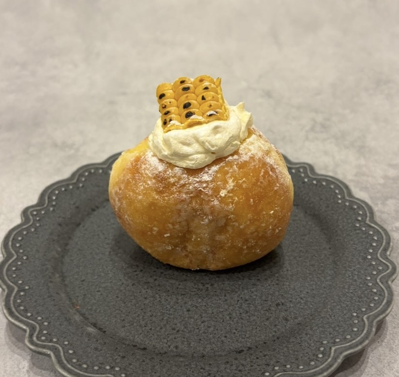 MOU DONUT（ムードーナツ）　スイートコーンドーナツ