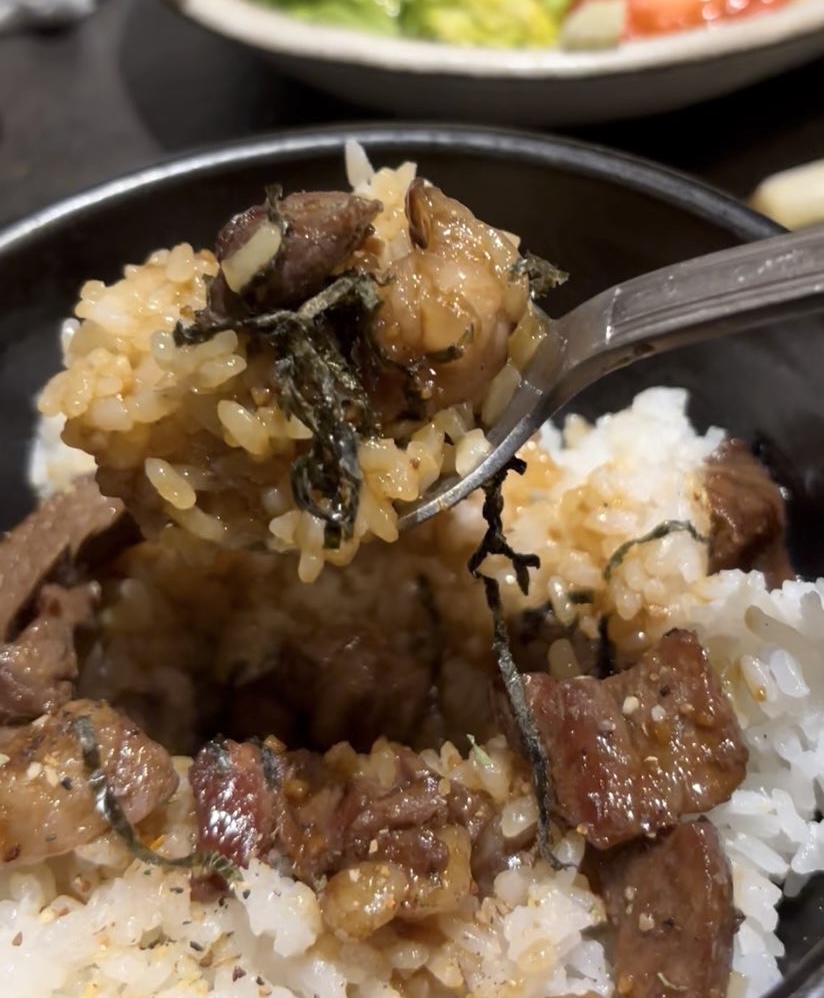 菜な蔵屋（豊田市）　ステーキ丼