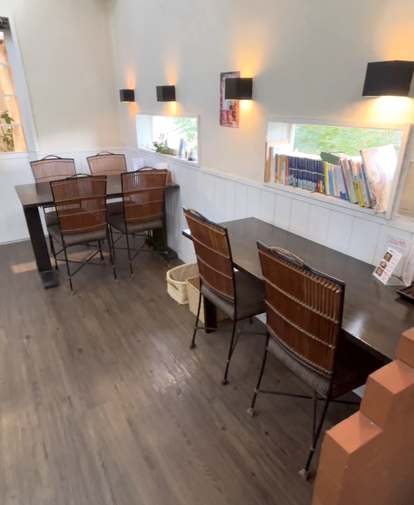 琉球cafe てぃーだかんかん（豊田市）　店内風景