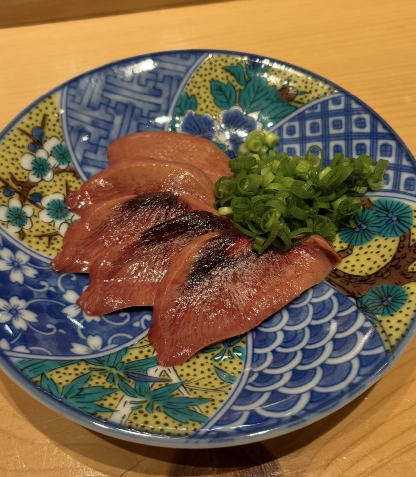 かき小屋 厚岸水産 豊田本店 　本鮪のレバ刺し