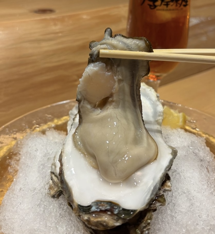 かき小屋 厚岸水産 豊田本店 4年もの生牡蠣