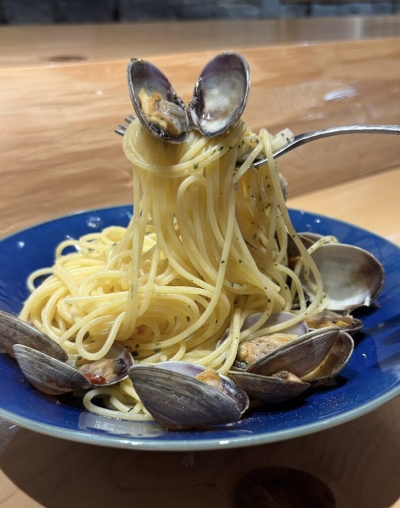 かき小屋 厚岸水産 豊田本店 アサリのボンゴレビアンコ