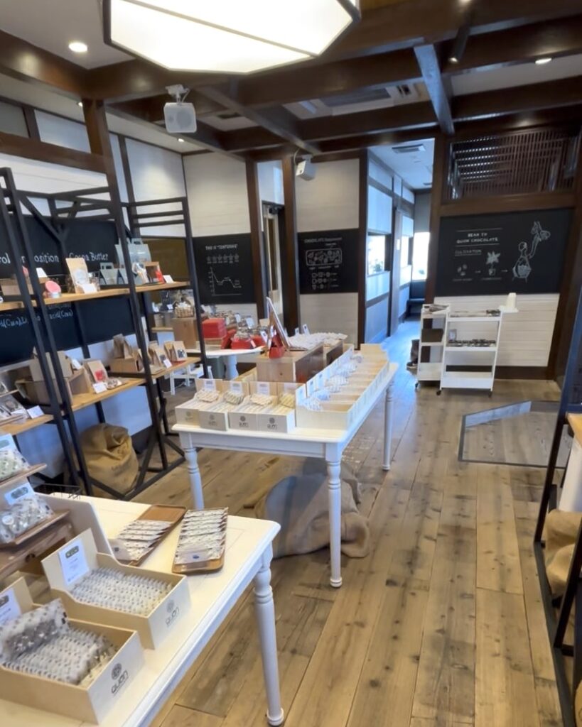 久遠チョコレート 豊田店　店内風景