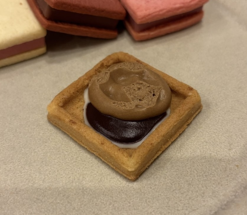 T-face 豊田三越　バレンタインバターサンド