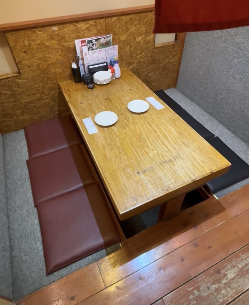 ごくらく荘 豊田市駅前店　店内風景