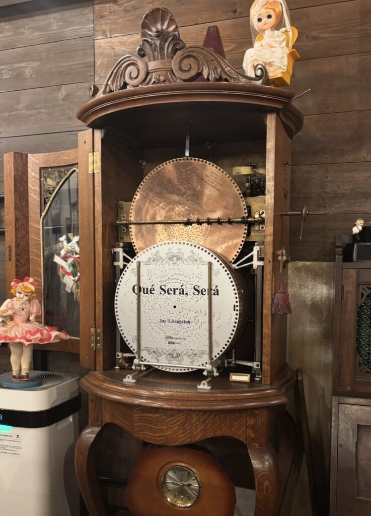 蔵カフェらんパーク ときどきケセラセラ オルゴール