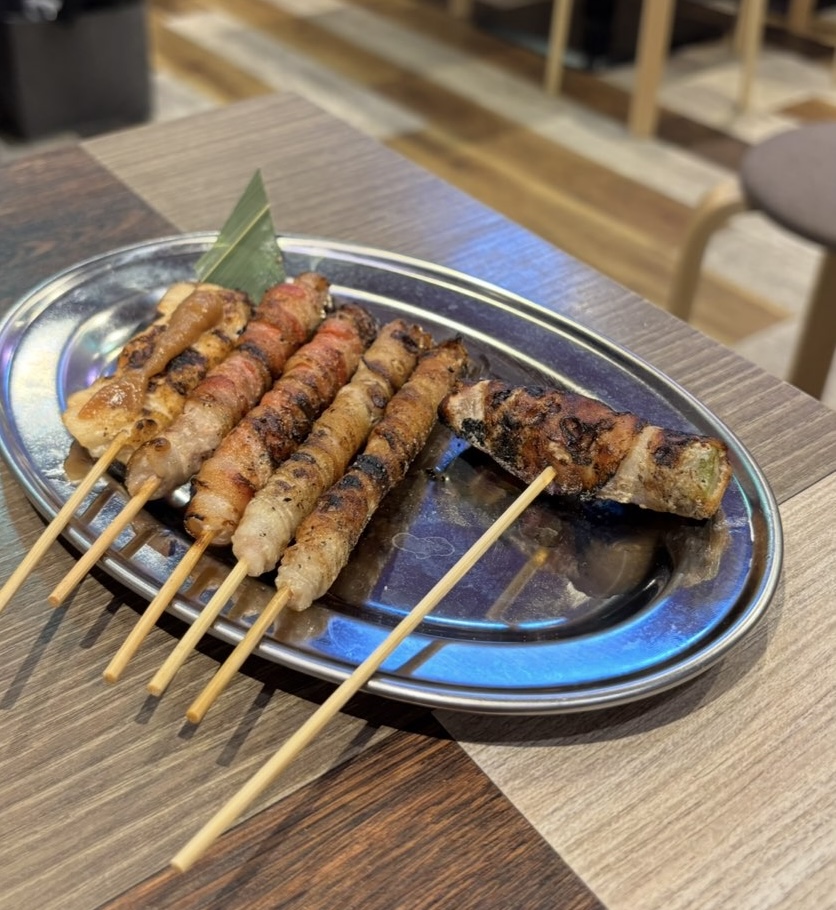 刈谷熱狂酒場 ごくらく荘　炭火串焼き