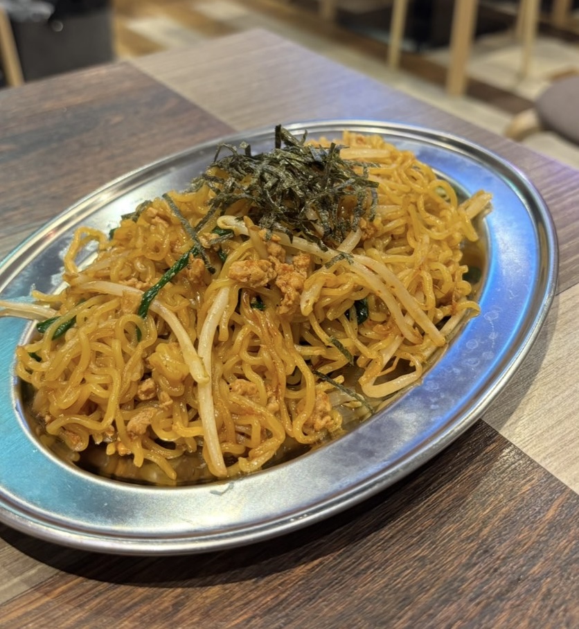 刈谷熱狂酒場 ごくらく荘　台湾焼きそば