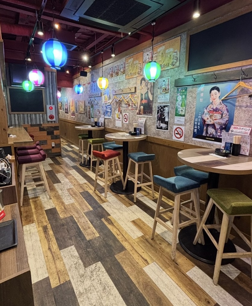 刈谷熱狂酒場 ごくらく荘　店内風景