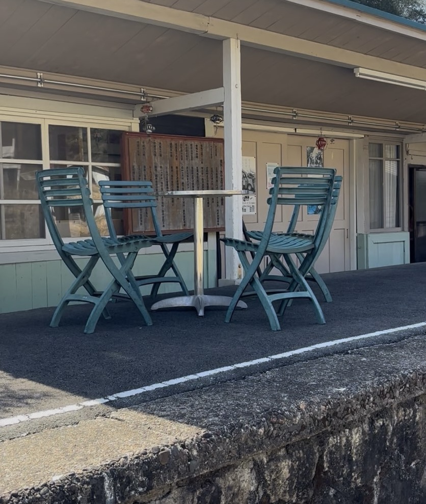 西中金ふれあいステーション　テラス席