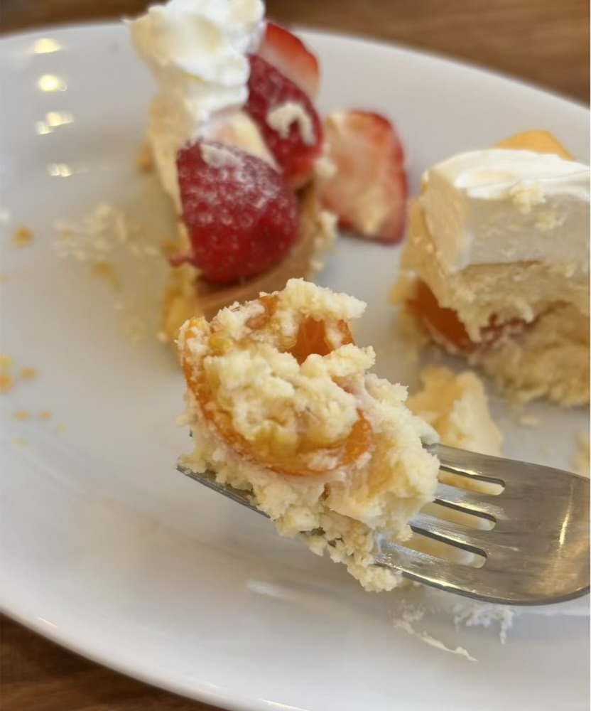 喫茶 青砥(豊田市) チーズケーキの中にきんかん