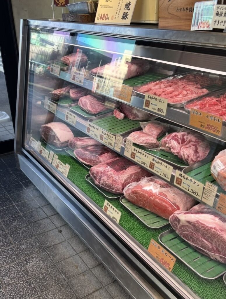 いろは牛肉店（豊田市）　ショーケースの肉