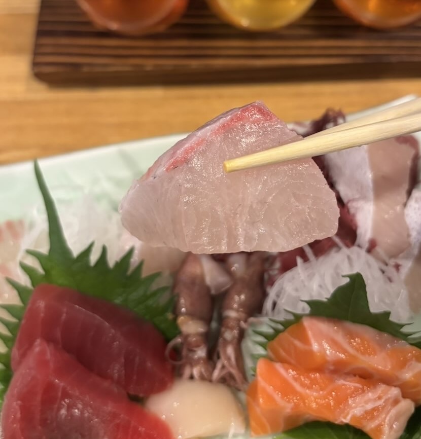 炉ばた すず㐂（豊田市）　タイの刺身