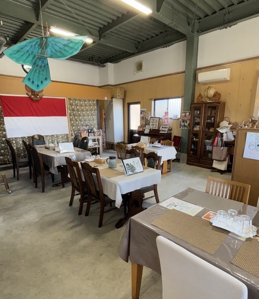 ガルーダ&スディマンピール(豊田市) 店内雰囲気