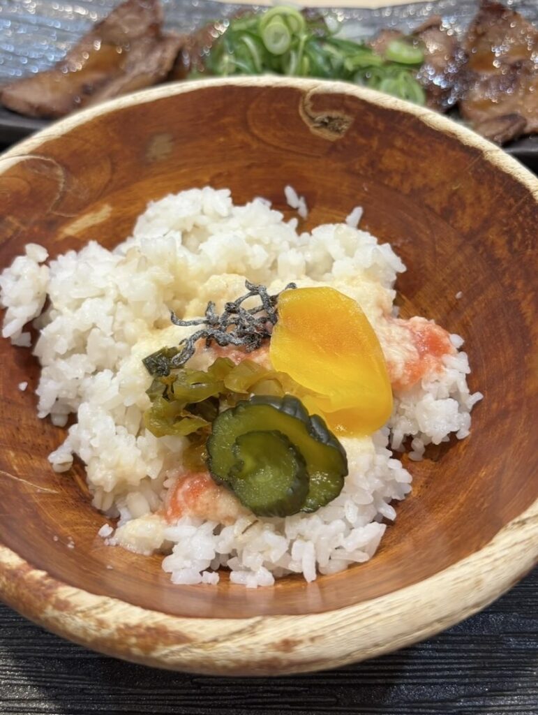 麦とろガーデン 豊田メグリア本店　麦とろろごはんと漬物