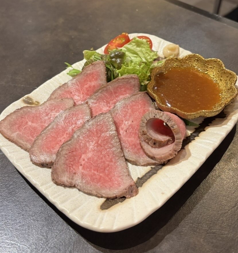 原始焼き酒場 火の丸（豊田市）　ローストビーフ