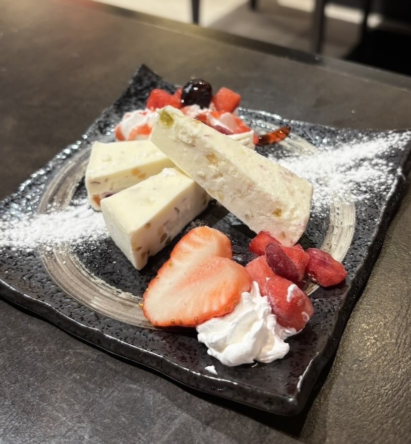 原始焼き酒場 火の丸（豊田市）　クリームチーズのカッサータ