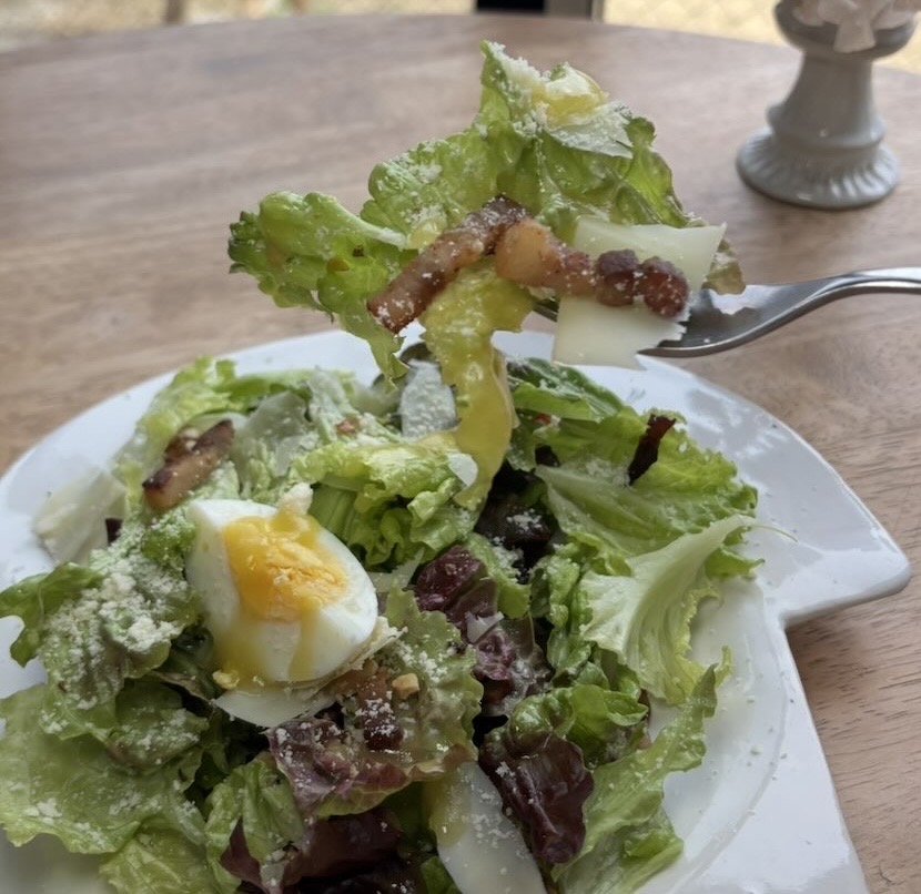 サヴォアのお菓子と料理nitta（豊田市）　サヴォア風サラダ