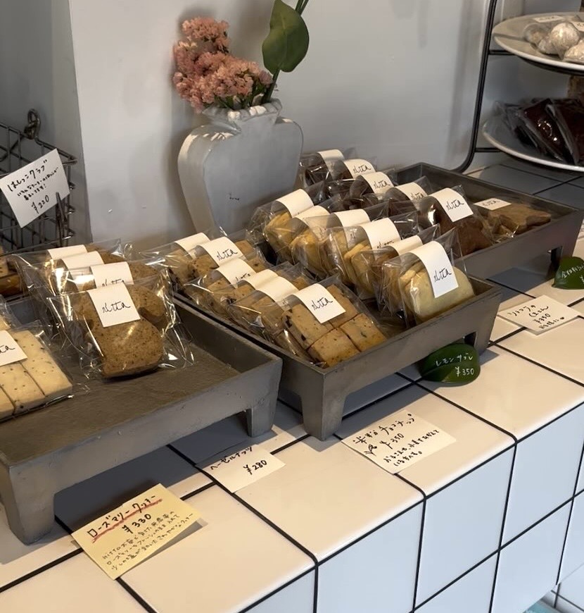 サヴォアのお菓子と料理nitta（豊田市）　お菓子コーナー