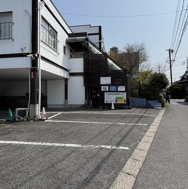 Halleloo Garden（みよし市）　駐車場