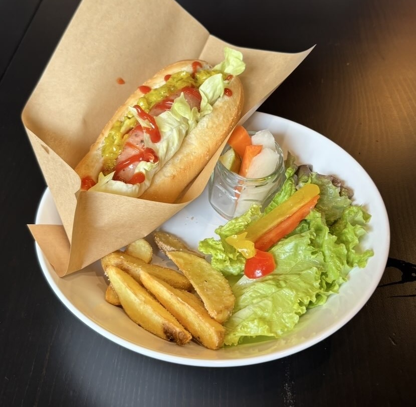 Cafe&Bar BooN（豊田市）　ホットドッグセット