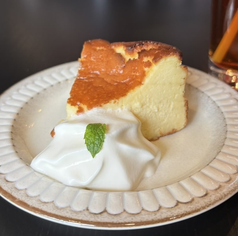 Cafe&Bar BooN（豊田市）　バスクチーズケーキ