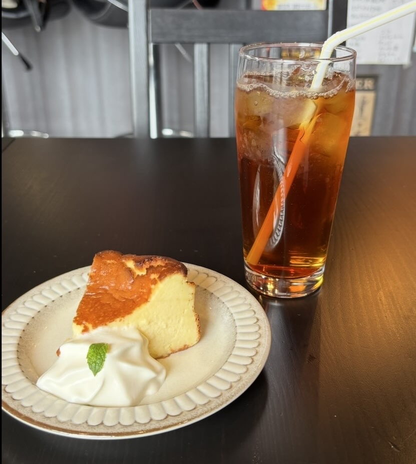 Cafe&Bar BooN（豊田市）　ケーキとドリンク