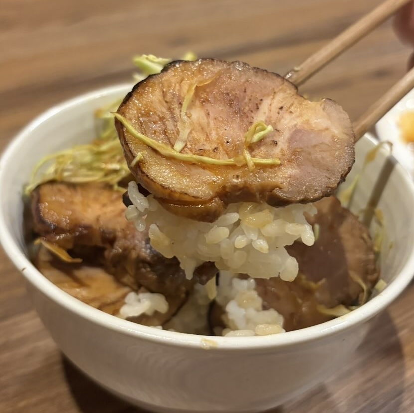 居酒屋 吉喜（豊田市）　チャーシュー丼