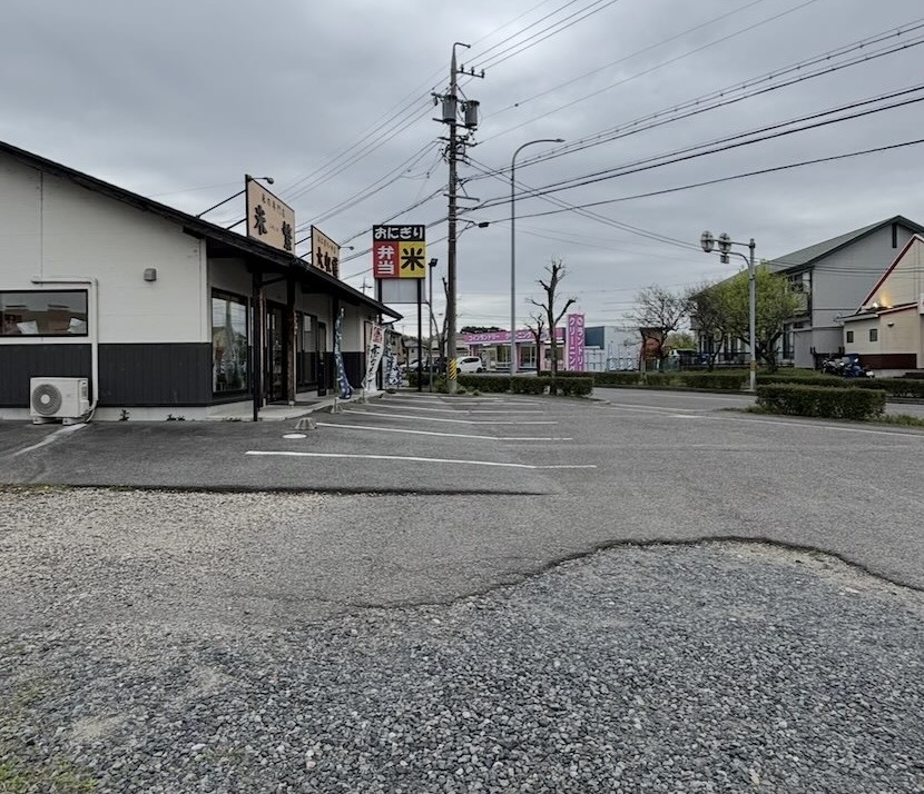 おにぎり屋大収穫 豊田店　駐車場