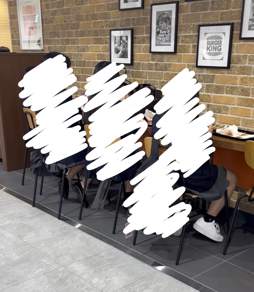 バーガーキング豊田GAZA店　飲食スペース