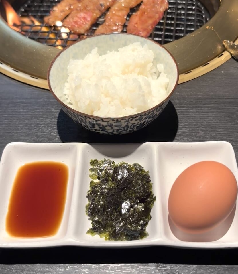 ごはん泥棒 焼肉とハンバーグ（豊田市）　たまごかけご飯