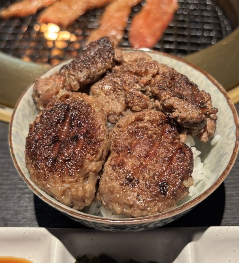 ごはん泥棒 焼肉とハンバーグ（豊田市）　ハンバーグ丼