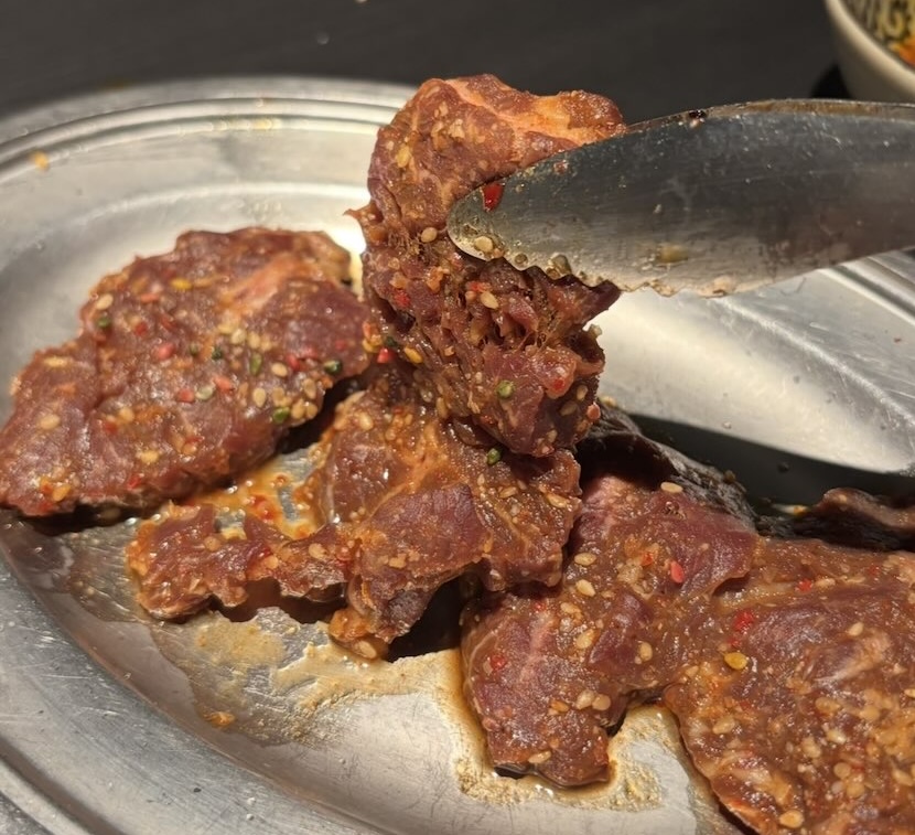 ごはん泥棒 焼肉とハンバーグ（豊田市）　泥棒はらみ