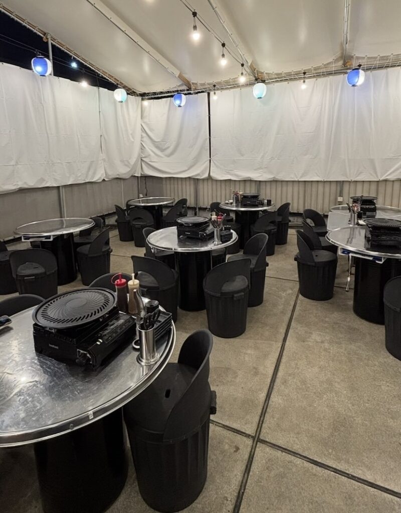 ビアガーデン おいでんテラス　豊田市駅　店内風景