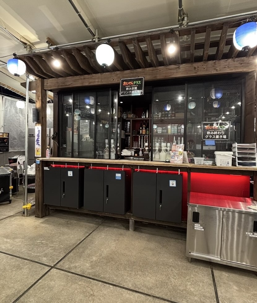 ビアガーデン おいでんテラス　豊田市駅　店内風景