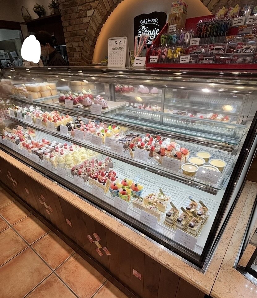 ケーキハウス アンジュ（Ange)平戸橋店　ケーキの写真