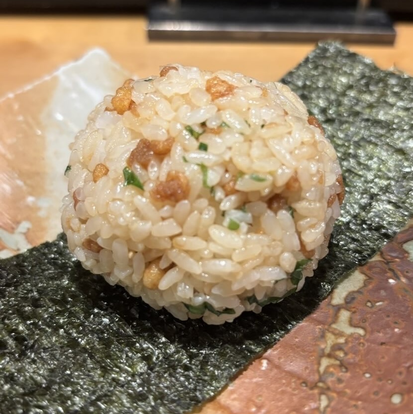 居酒屋いまい（豊田市）　天かすおにぎり