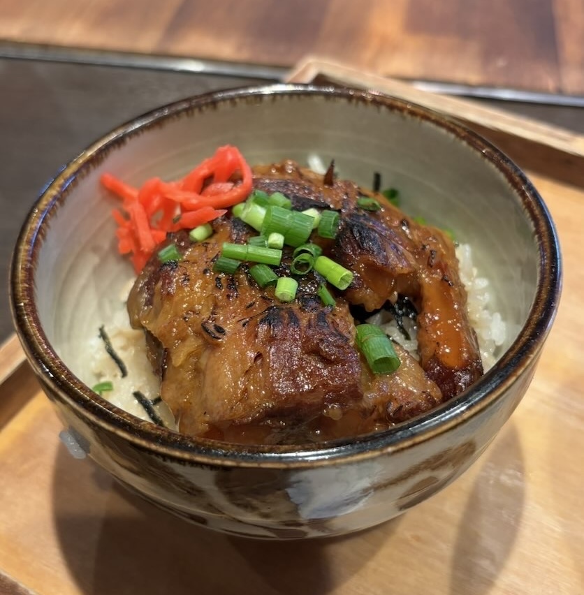 ちばる食堂（岡崎市）　ソーキ丼