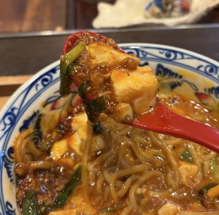 ちばる食堂（岡崎市）　麻婆炙りチー玉