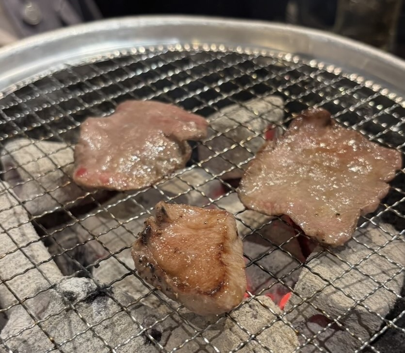 牛ざんまい 豊田元宮店　牛タン盛合せ