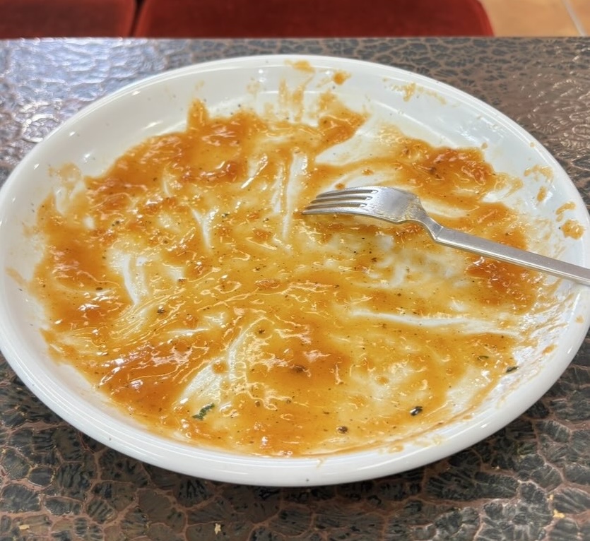 カフェ ド 路話留（ロワール）　白身魚スパゲッティ