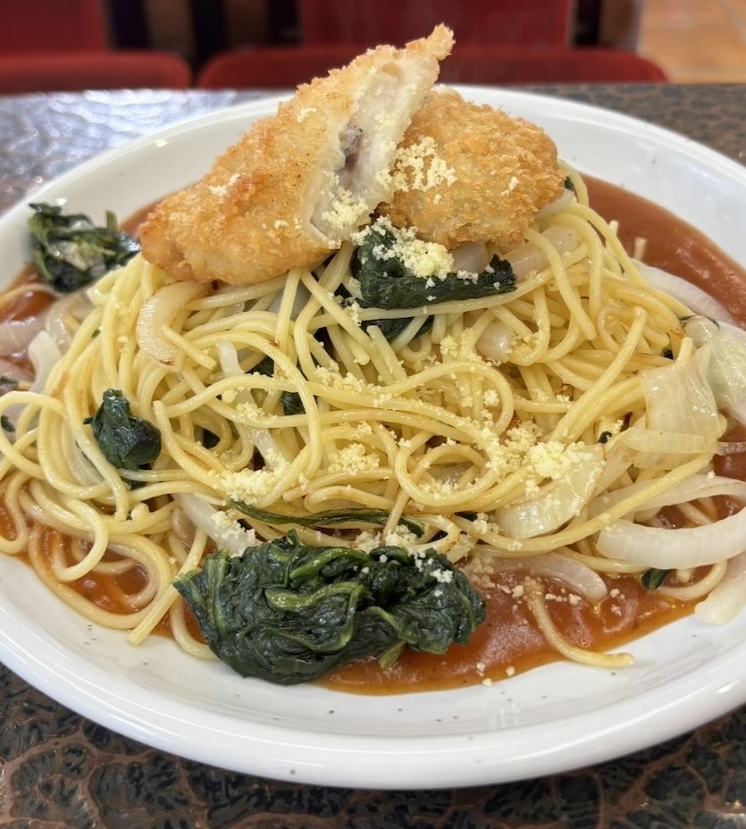 カフェ ド 路話留（ロワール）　白身魚スパゲッティ