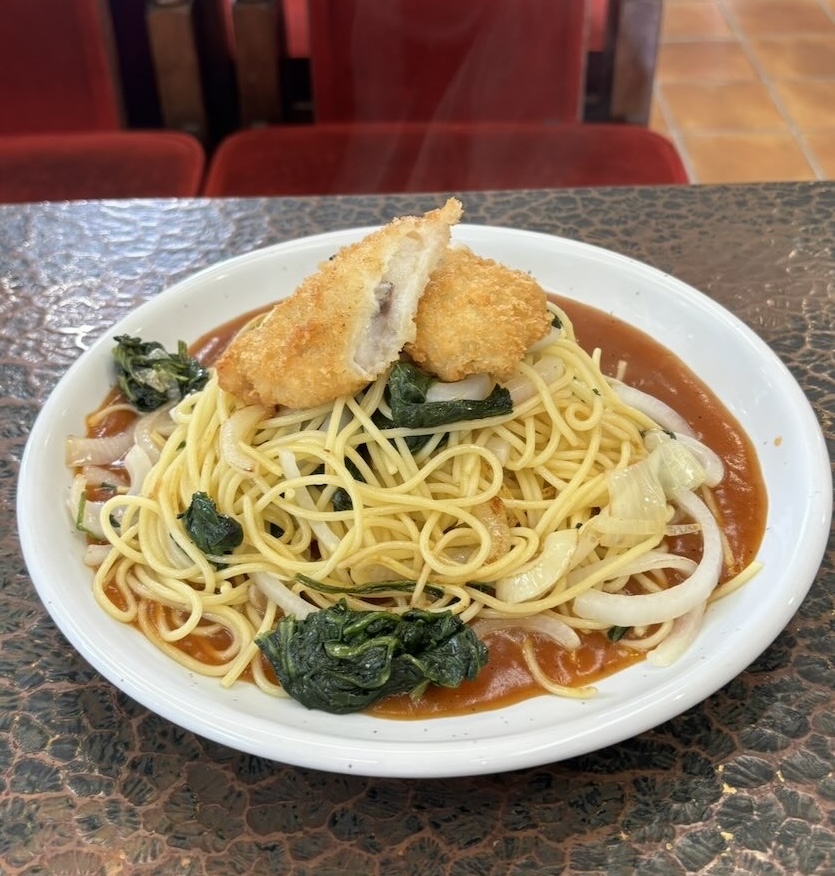 カフェ ド 路話留（ロワール）　白身魚スパゲッティ