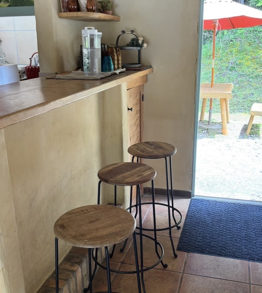 ブルーベリーのこみちのケーキ屋さん マコのお店　店内風景