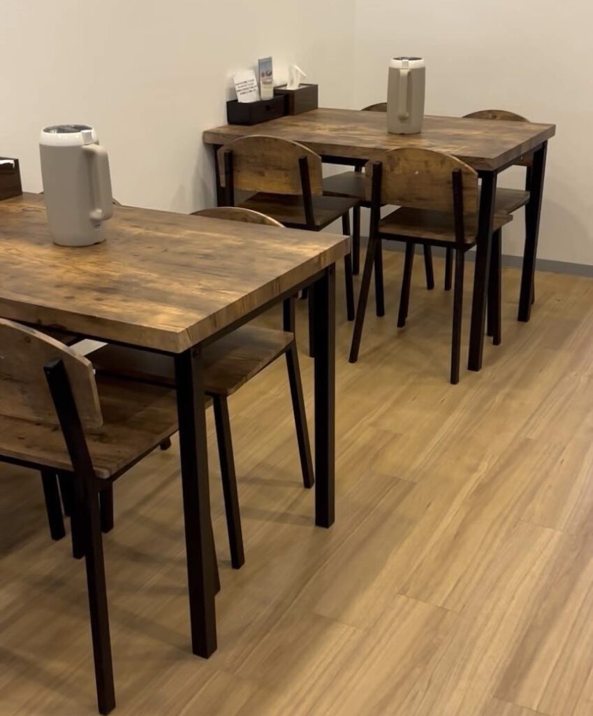 小哪吒麻辣烫(ショウタナマーラータン)岡崎市 店内風景