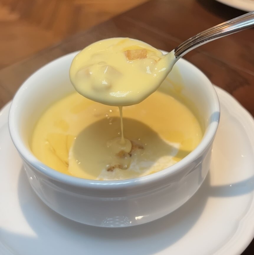 洋食とケーキ グラメル(岡崎市) コーンポタージュ