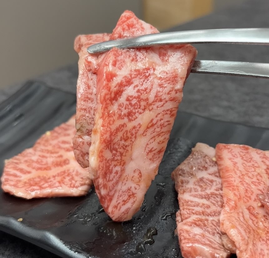 焼肉ホルモンいち安(豊田市) 飛騨牛カルビ