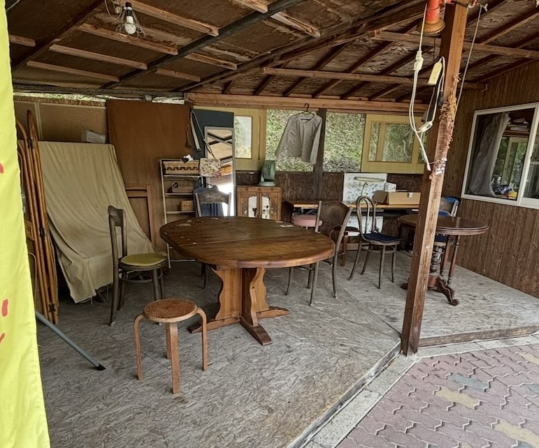 たまご村 小原本店　飲食スペース