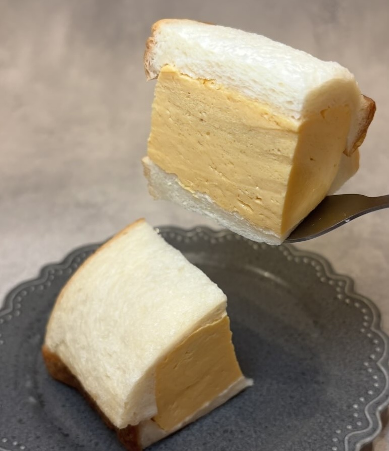 たまご村にあるCOYA　厚焼きたまごサンド